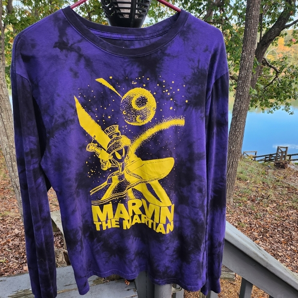Warner Bros. | Shirts | Tie Dye Looney Tunes Shirt Marvin The Martian ...